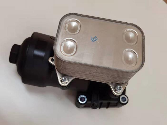 03L115389C oil cooler for vw