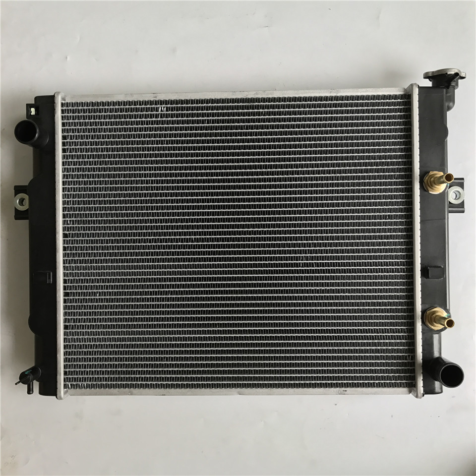 TOYOTA 6FG30 4Y Forklift Radiator 16410-33631-71 16410-33630-71