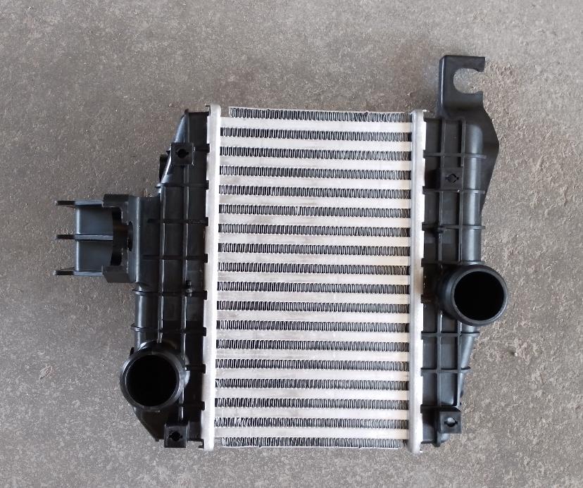 AITO M9 left car Intercooler，charge air cooler for AITO AITO M9 left